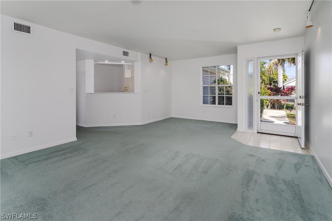 171 Bristol Ln. #B101, Naples, FL 34112