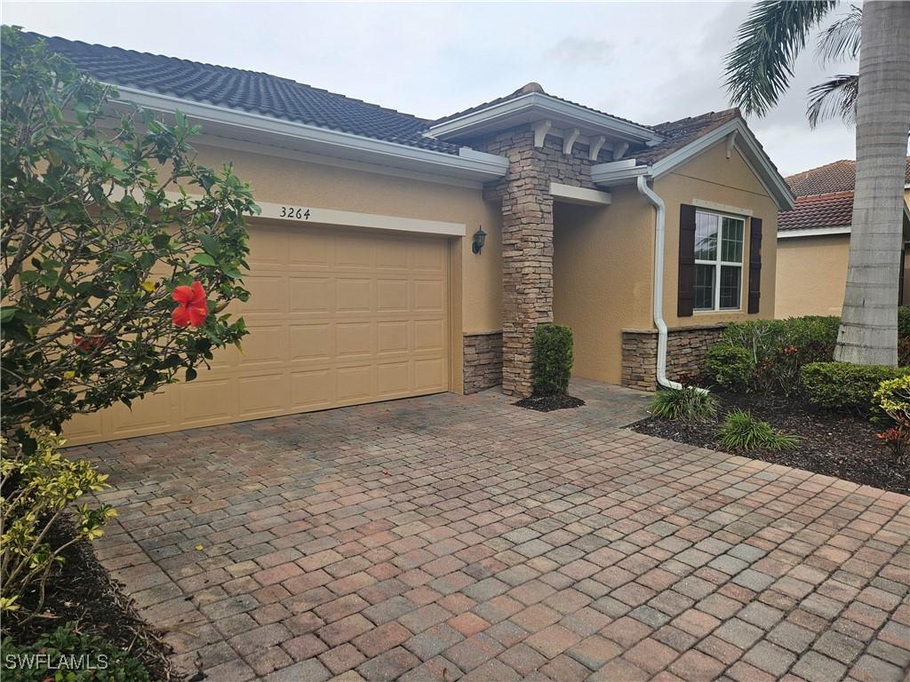 3264 Royal Gardens Ave., Fort Myers, FL 33916