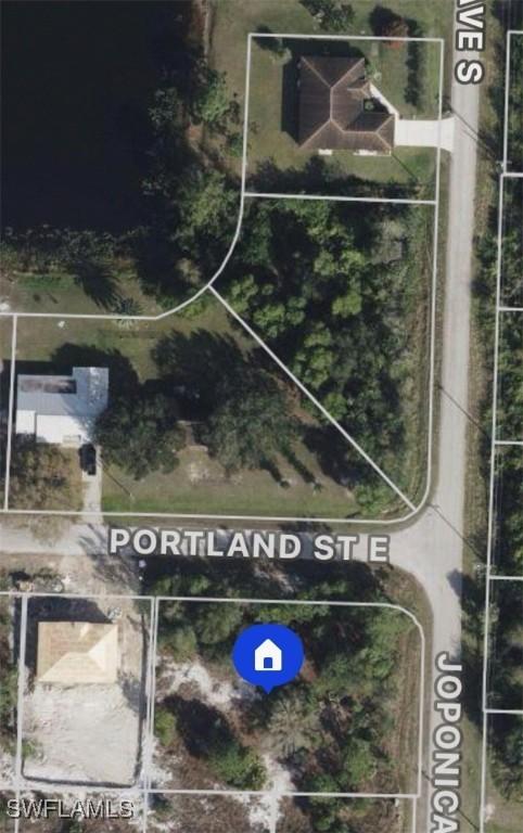 860 Portland St., Lehigh Acres, FL 33974