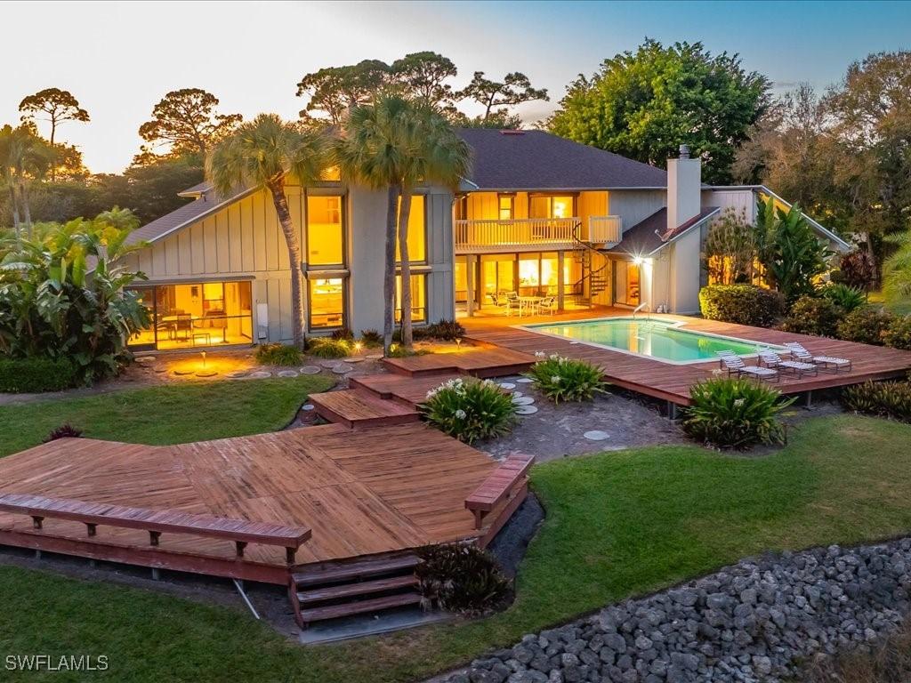 154 Cajeput Dr., Naples, FL 34108