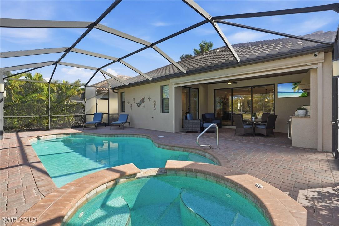 3022 Aviamar Cir., Naples, FL 34114