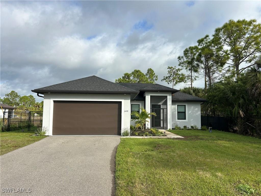 2459 10th Ave., Naples, FL 34120