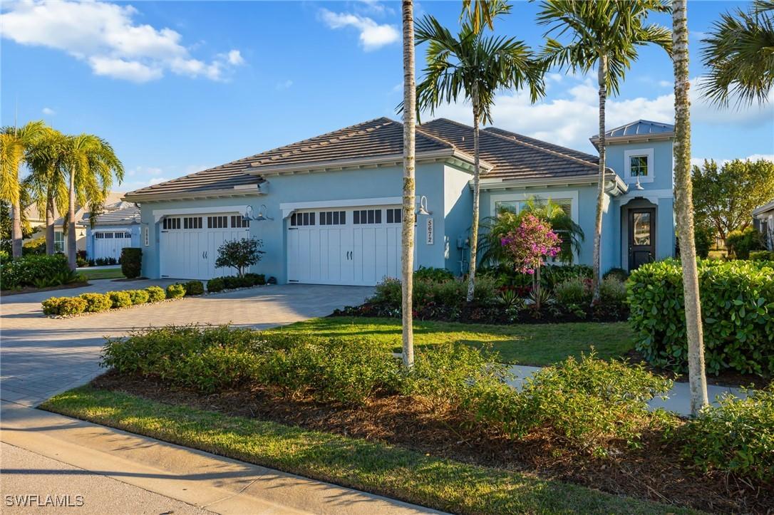 5672 Highbourne Dr., Naples, FL 34113