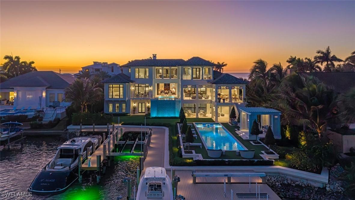 3777 Gordon Dr., Naples, FL 34102