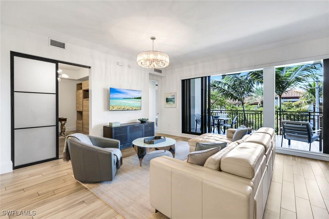 1035 3rd Ave. #305, Naples, FL 34102