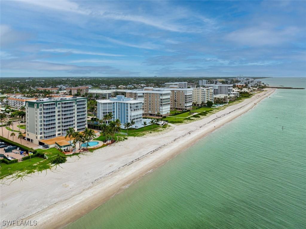 3003 Gulf Shore Blvd. #404, Naples, FL 34103