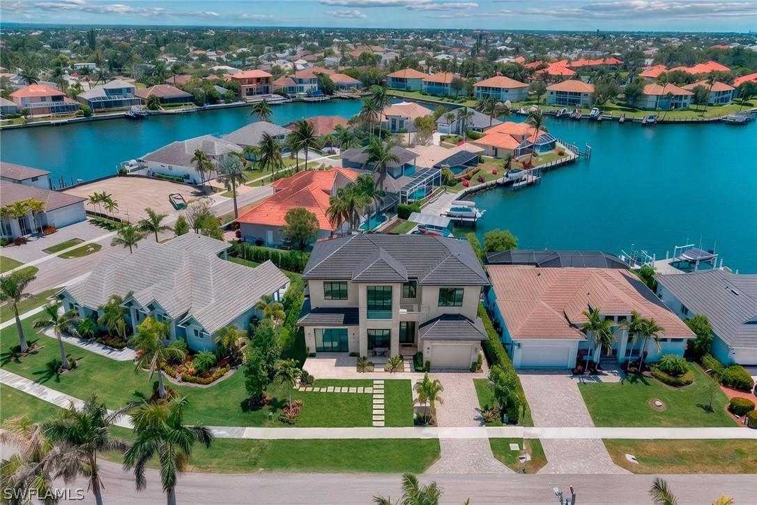 269 Bass Ct., Marco Island, FL 34145