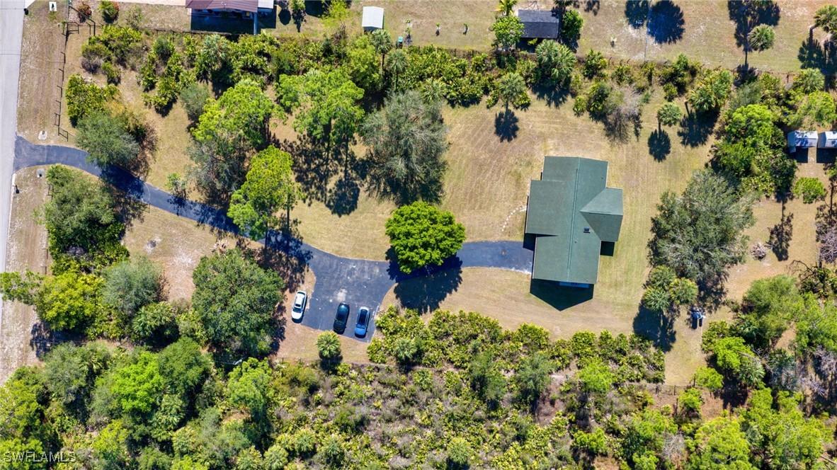 721 22nd St., Naples, FL 34117