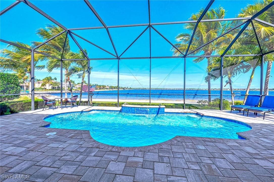 9087 Breakwater Dr., Naples, FL 34120