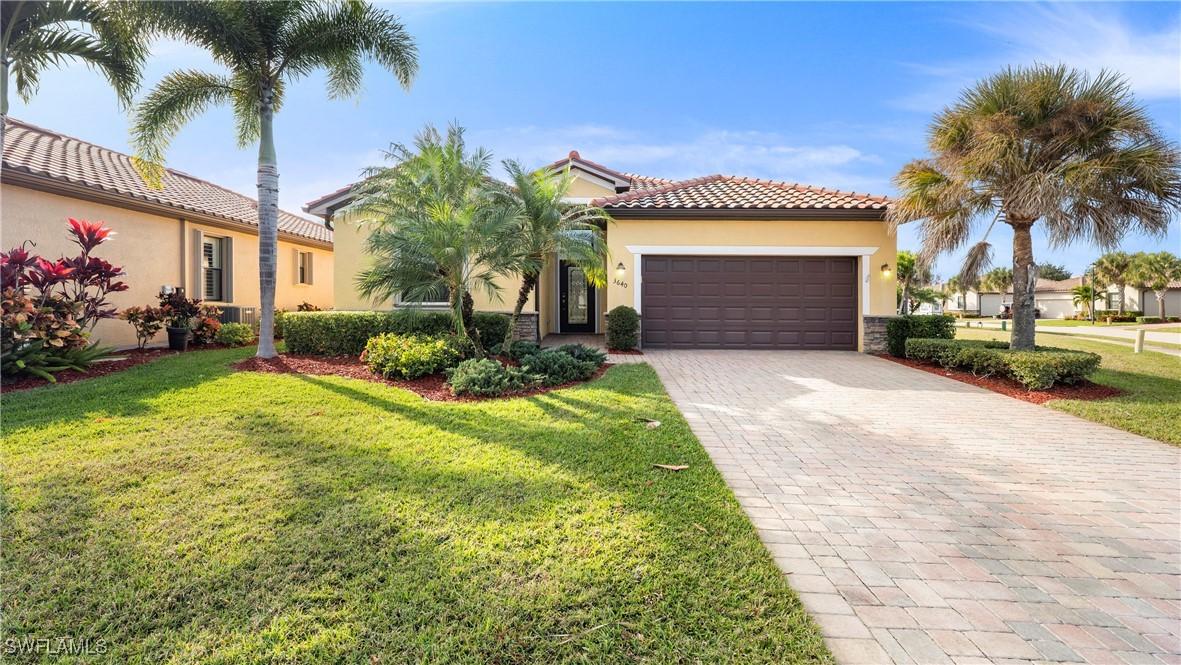 3640 Treasure Cove Cir., Naples, FL 34114
