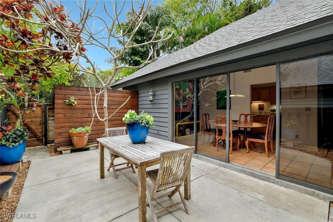 1329 Solana Rd. #K5, Naples, FL 34103