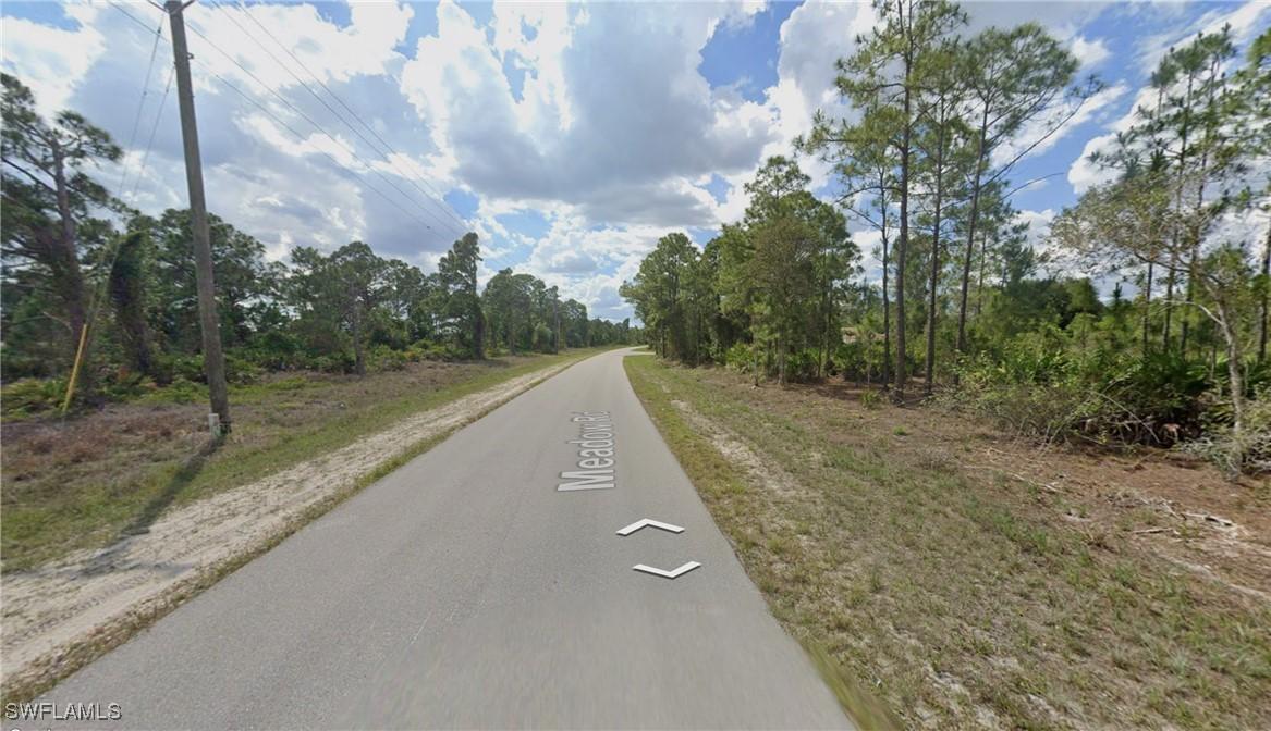 2534 Meadow Rd., Lehigh Acres, FL 33974
