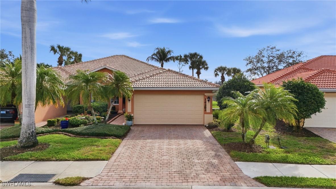 14282 Manchester Dr., Naples, FL 34114