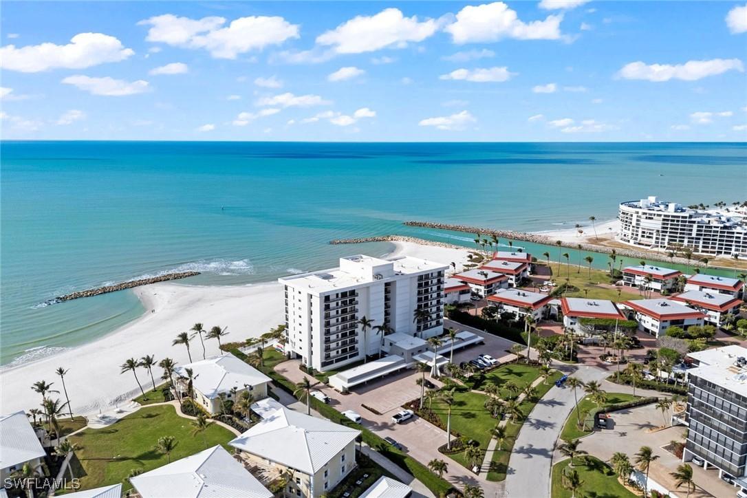 2171 Gulf Shore Blvd. #204, Naples, FL 34102