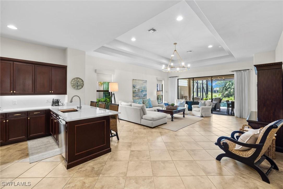 7591 Moorgate Point Way, Naples, FL 34113