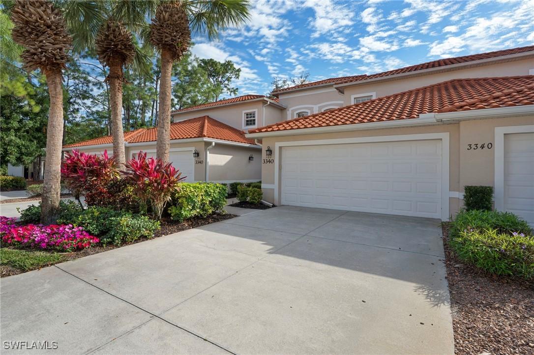 3340 Grand Cypress Dr. #102, Naples, FL 34119