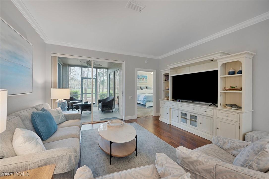 8267 Parkstone Pl. #102, Naples, FL 34120