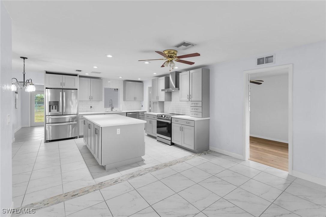 4502 22nd Pl., Naples, FL 34116