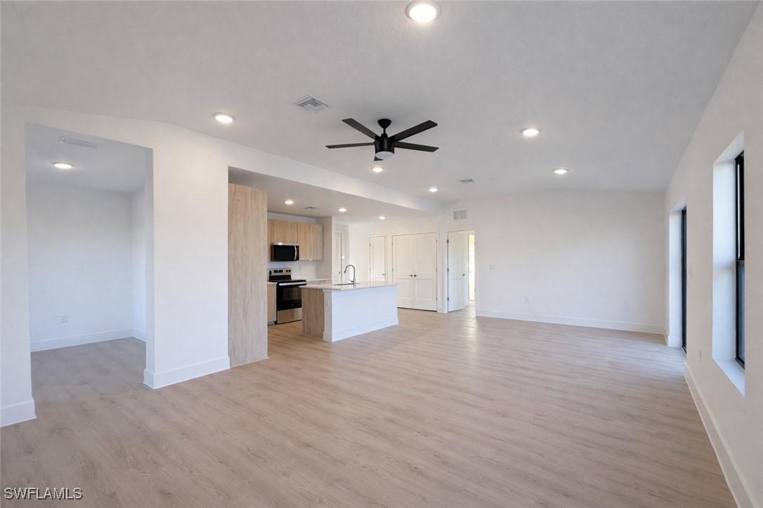 2812 23rd St., Lehigh Acres, FL 33976