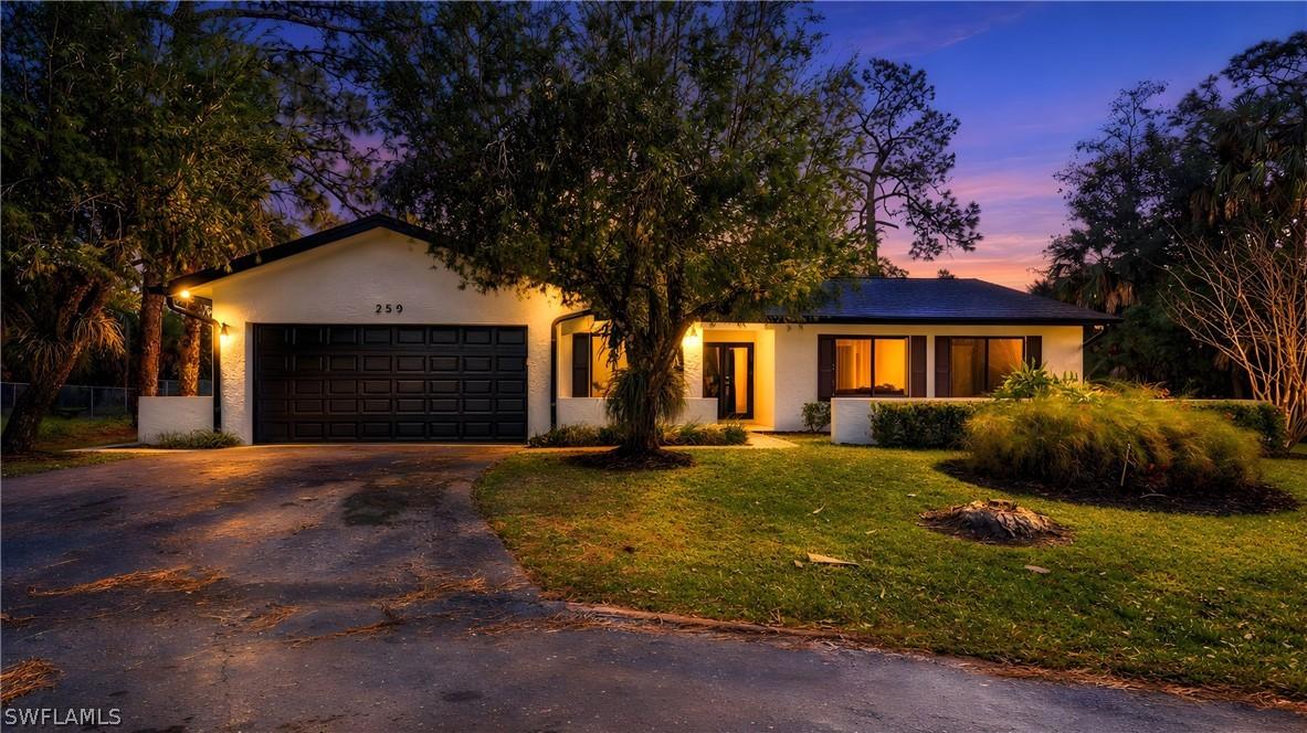 250 17th St., Naples, FL 34120