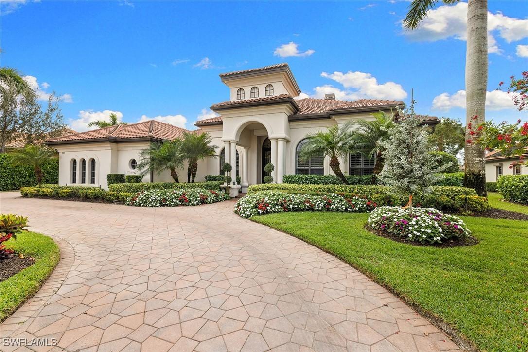 7837 Classics Dr., Naples, FL 34113
