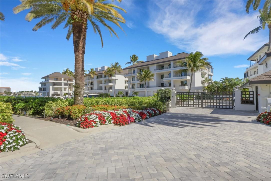 4400 Gulf Shore Blvd. #2-203, Naples, FL 34103