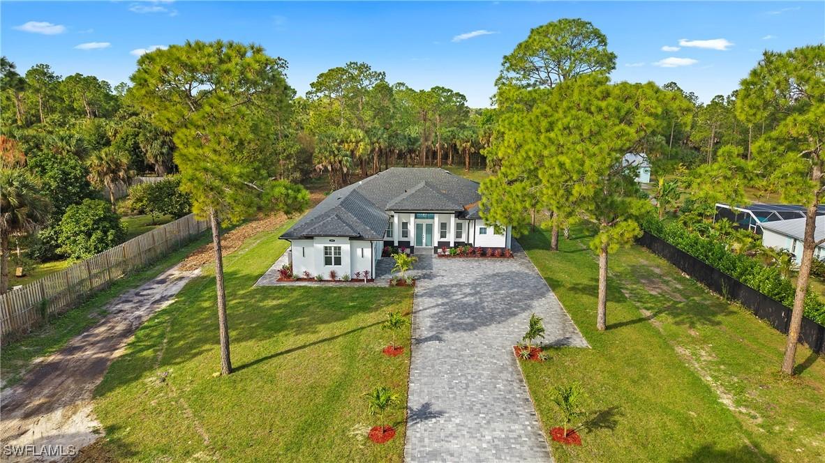 1687 19th St., Naples, FL 34117