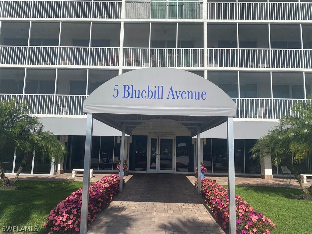 5 Bluebill Ave. #101, Naples, FL 34108
