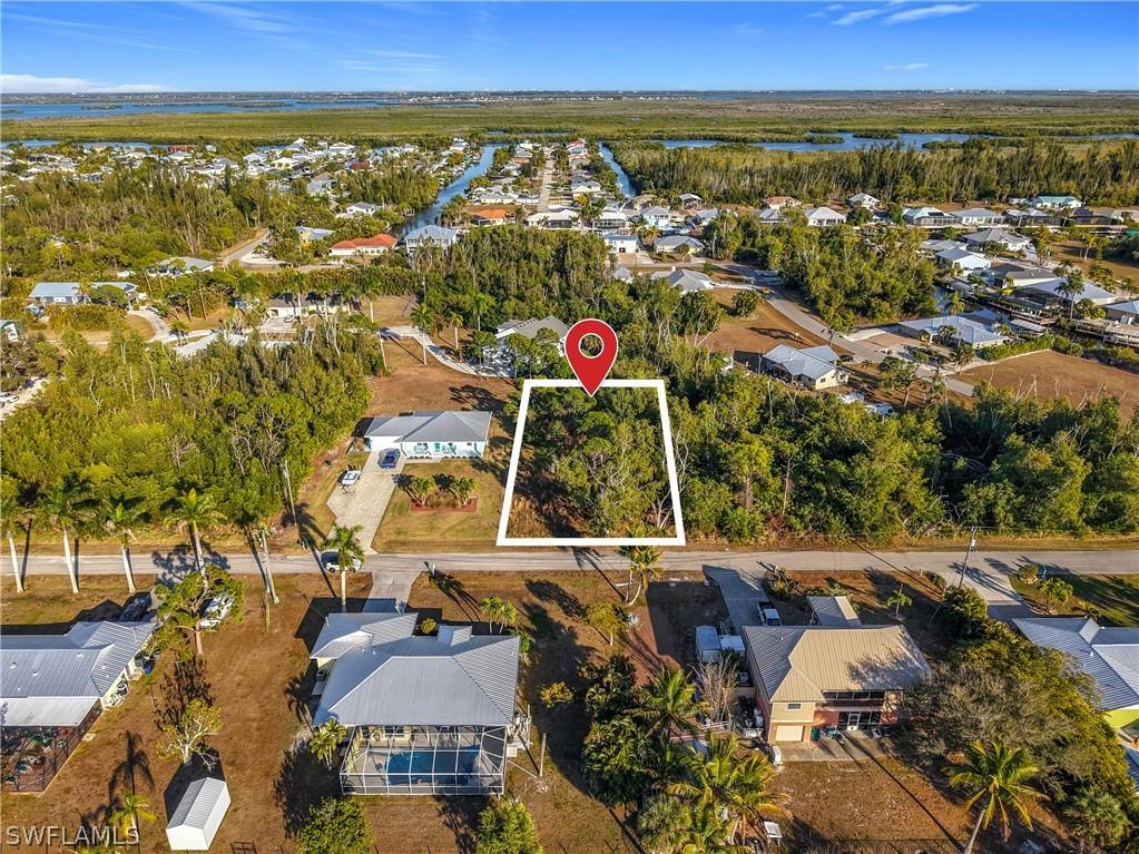 11638 Oakland Dr., Bokeelia, FL 33922