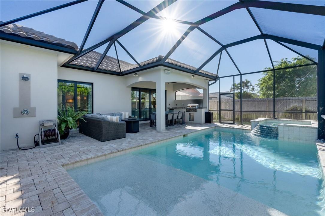 735 99th Ave., Naples, FL 34108