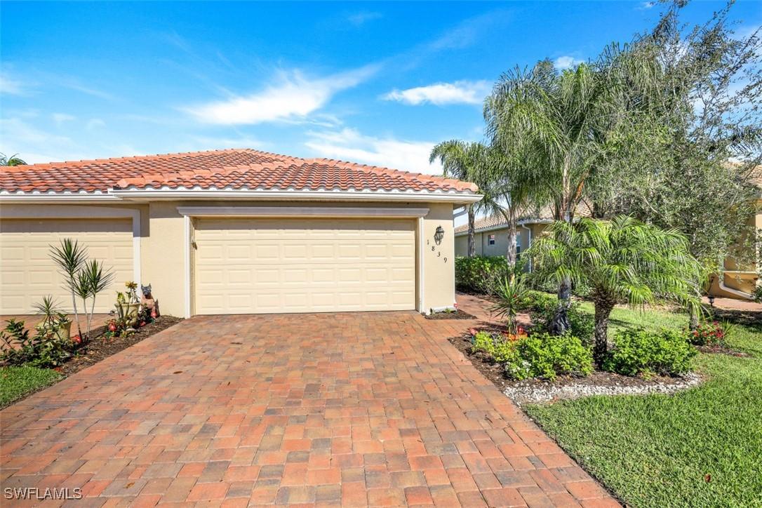 1839 Alameda Dr., Naples, FL 34120