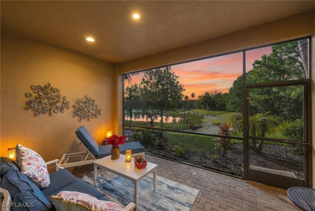 13315 Silktail Dr., Naples, FL 34109