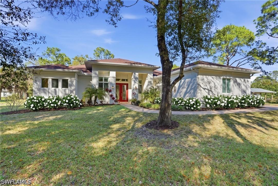 3707 5th Ave., Naples, FL 34117