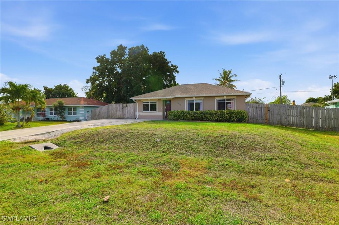 5490 27th Ave., Naples, FL 34116