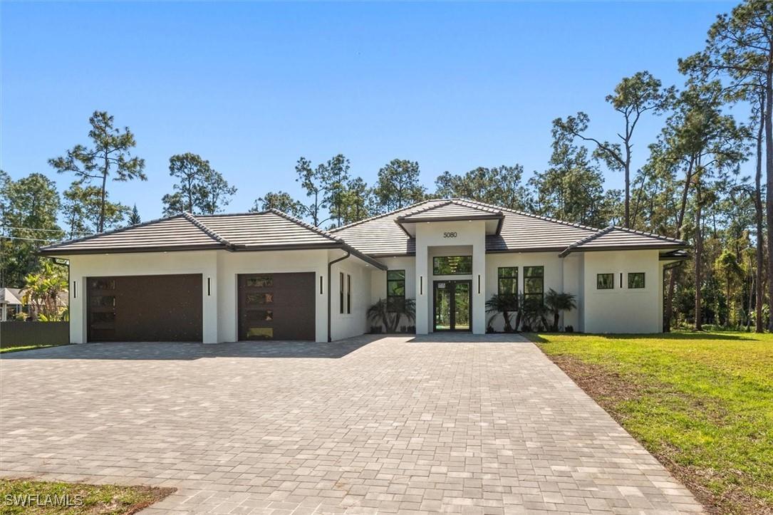 5080 Hickory Wood Dr., Naples, FL 34119