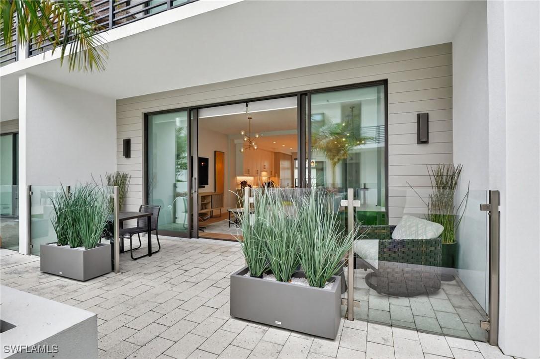 850 Central Ave. #208, Naples, FL 34102