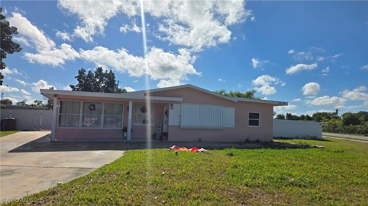 10 E Jersey Rd., Lehigh Acres, FL 33936