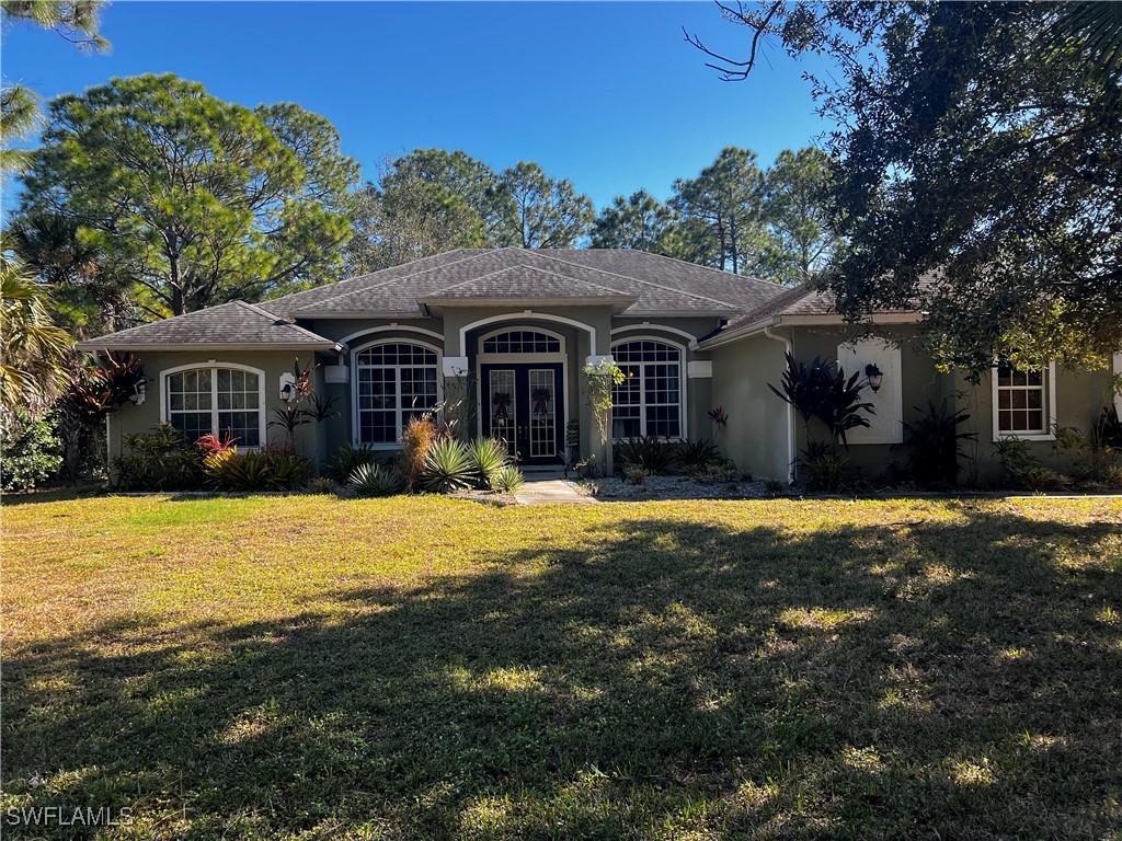 845 10th Ave., Naples, FL 34120