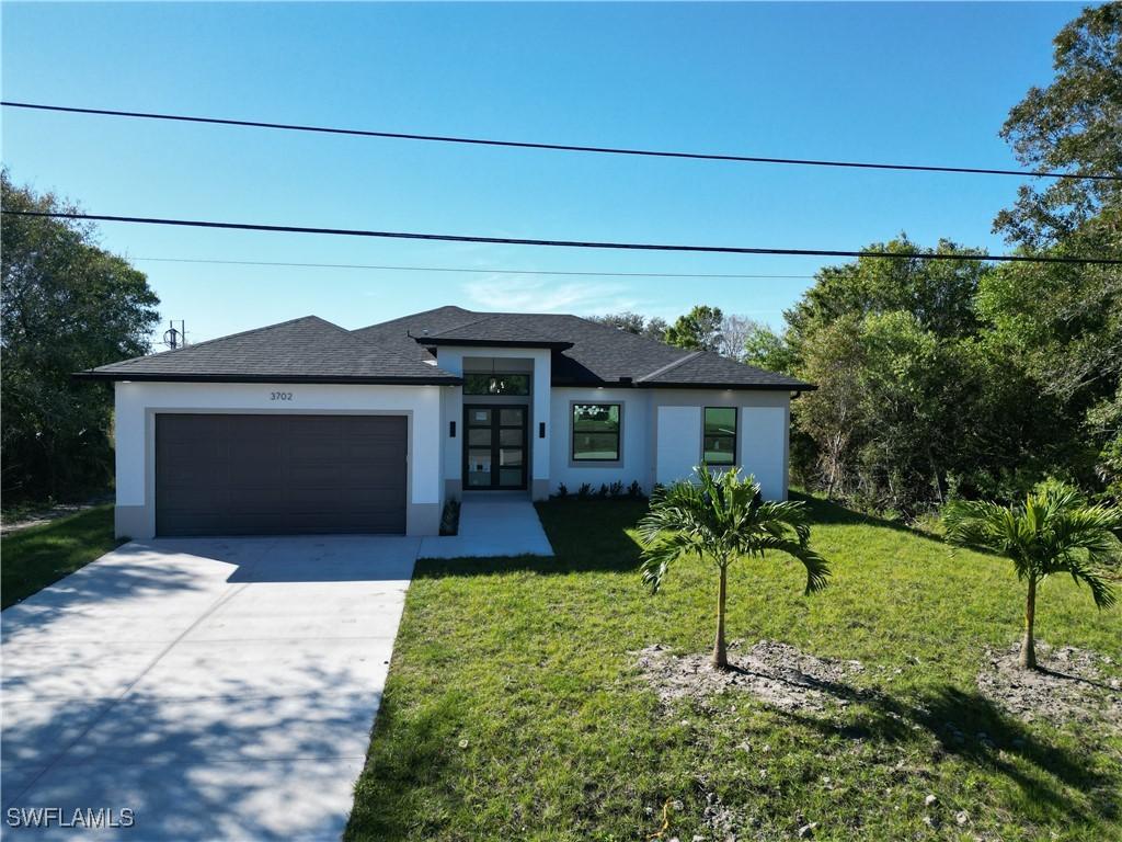 3702 Colin Ave., Lehigh Acres, FL 33976