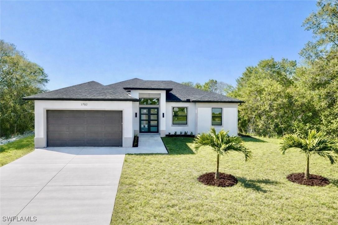 3702 Colin Ave., Lehigh Acres, FL 33976
