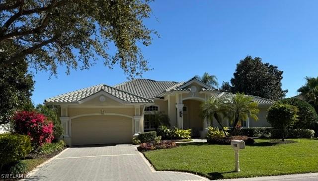 968 Spanish Moss Tr., Naples, FL