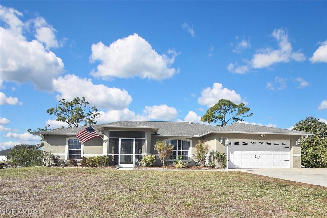 529 Durion Dr., Lehigh Acres, FL 33974