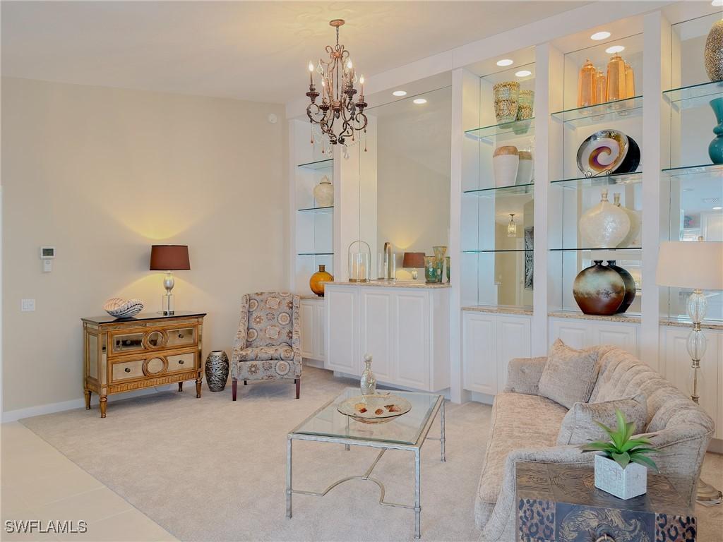 3356 Cayman Ln., Naples, FL 34119