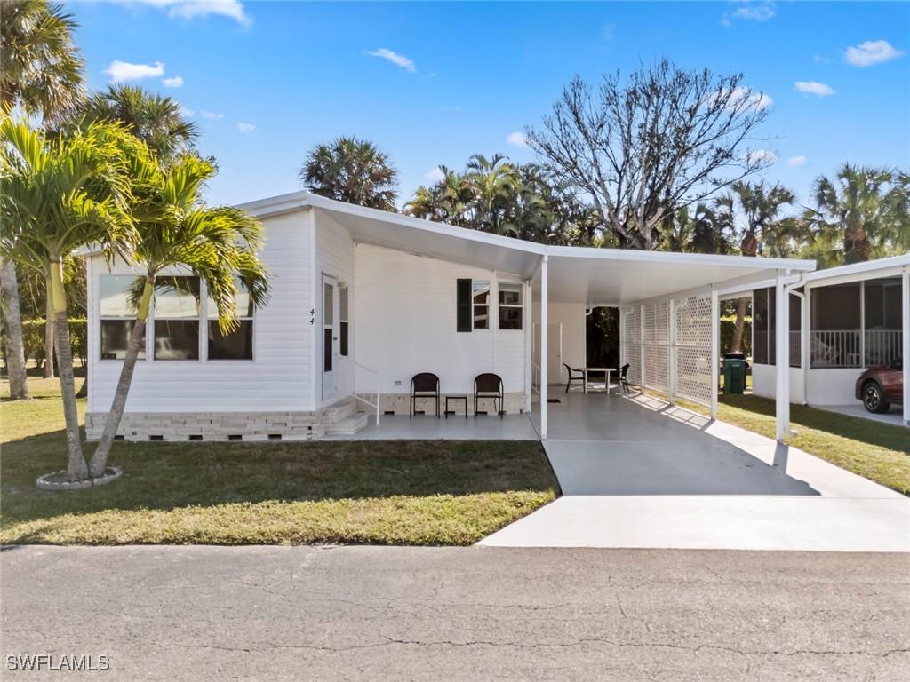 44 Turquoise Ave. #44T, Naples, FL 34114