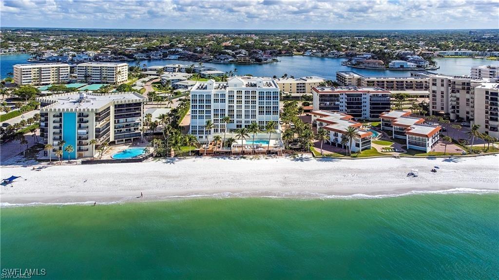 3377 Gulf Shore Blvd. #2A, Naples, FL 34103