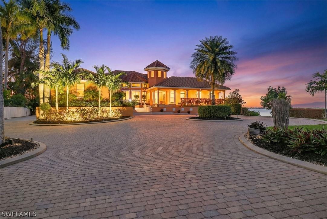 2600 Mcgregor Blvd., Fort Myers, FL 33901