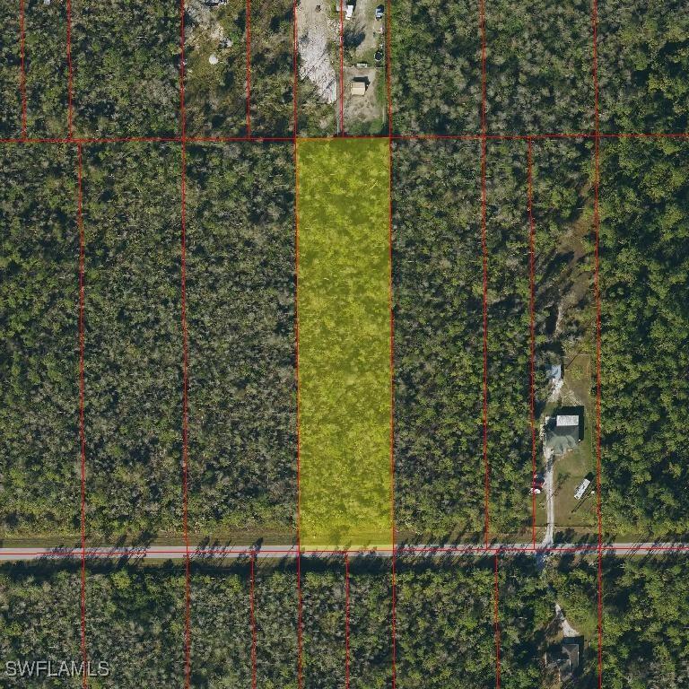 2 Ave., Naples, FL 34117