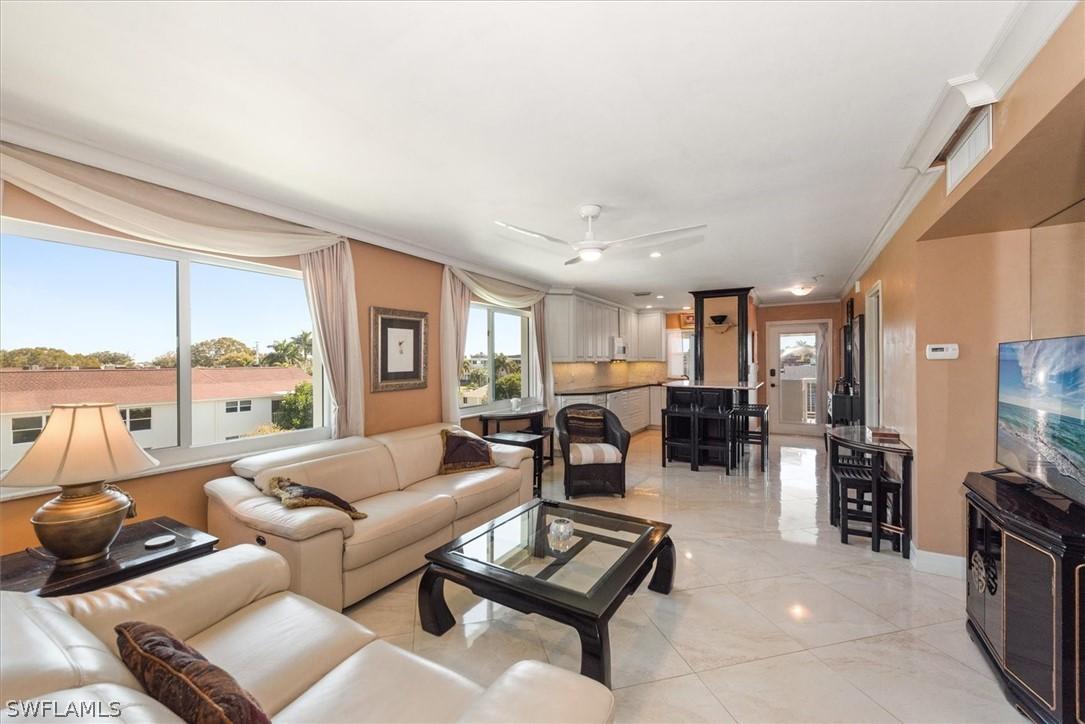 498 Broad Ave. #H498, Naples, FL 34102