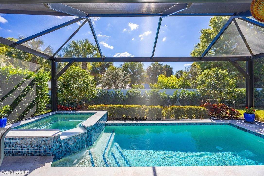 8012 Calle Canovas Ct., Naples, FL 34114