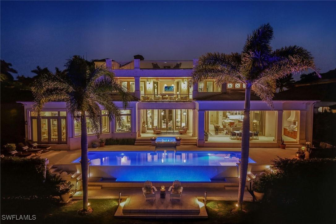 3125 Leeward Ln., Naples, FL 34103